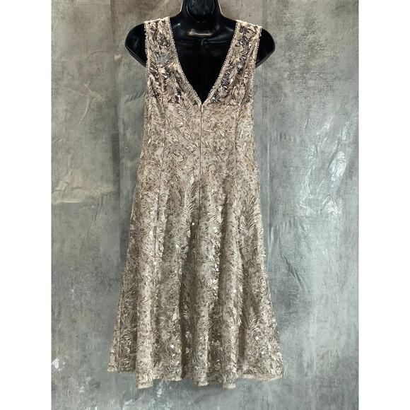 ADRIANNA PAPELL Women's Marble Embroidered Sequin Sleeveless Cocktail Dress - Picture 2 of 13